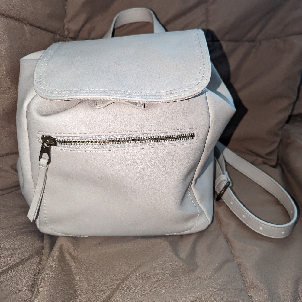 Universal Thread Purse backpack